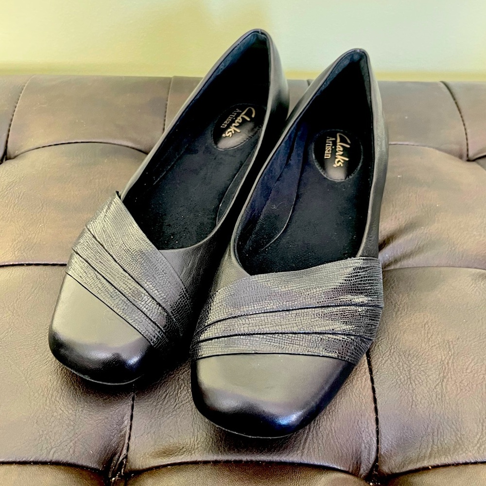 Clarks flats